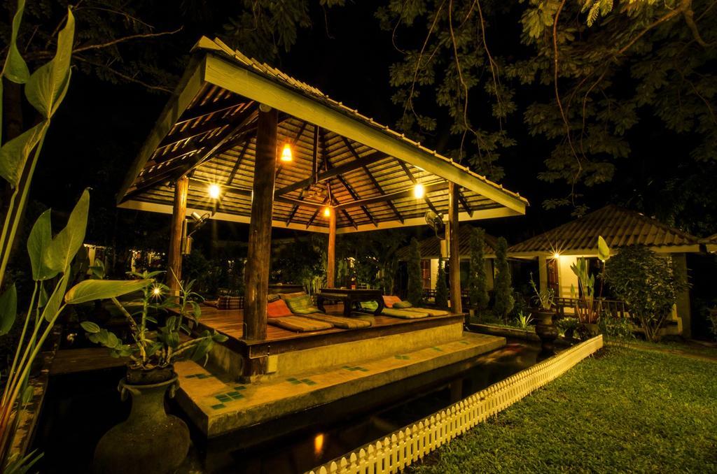 The Sylvana Pai Luaran gambar