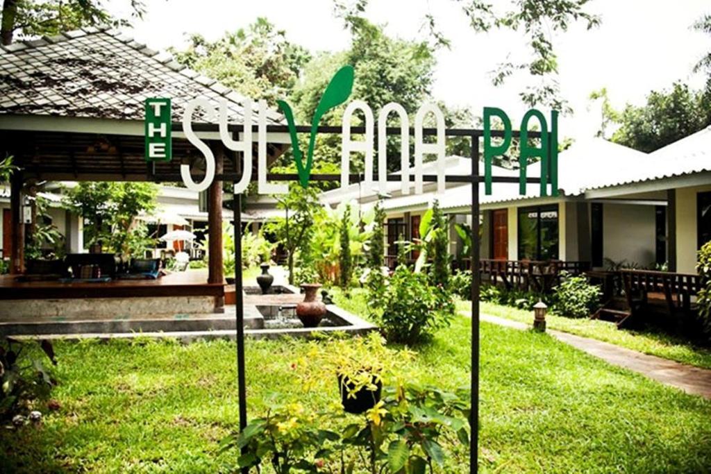 The Sylvana Pai Luaran gambar