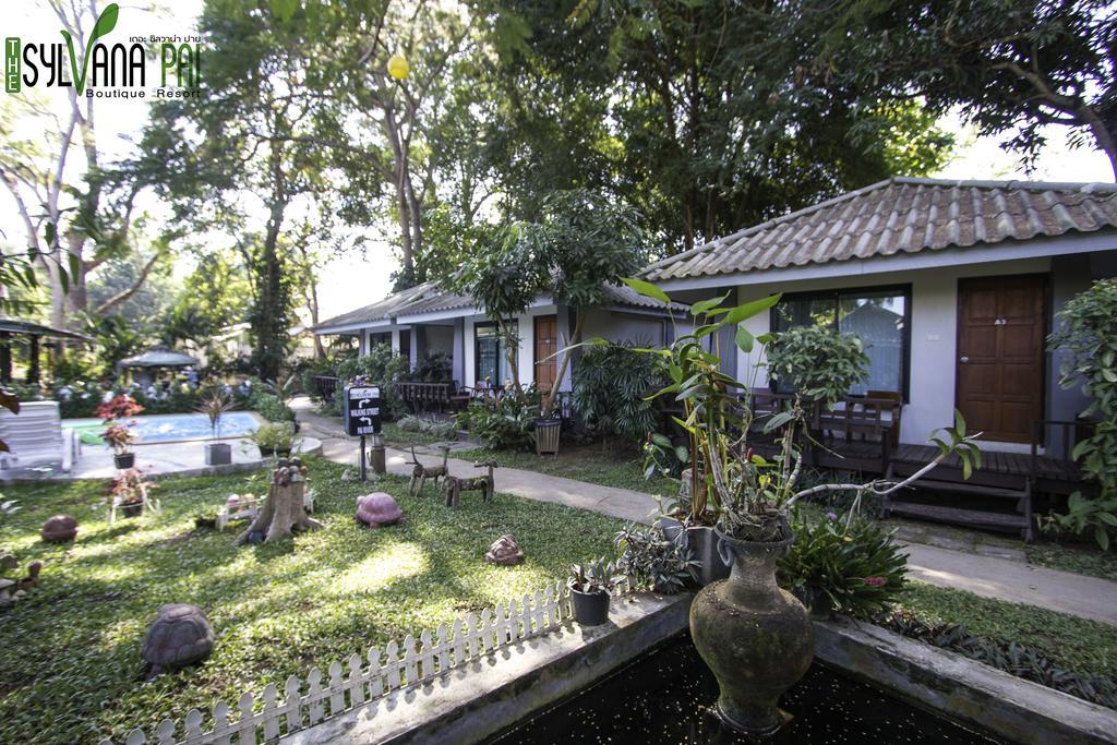 The Sylvana Pai Luaran gambar