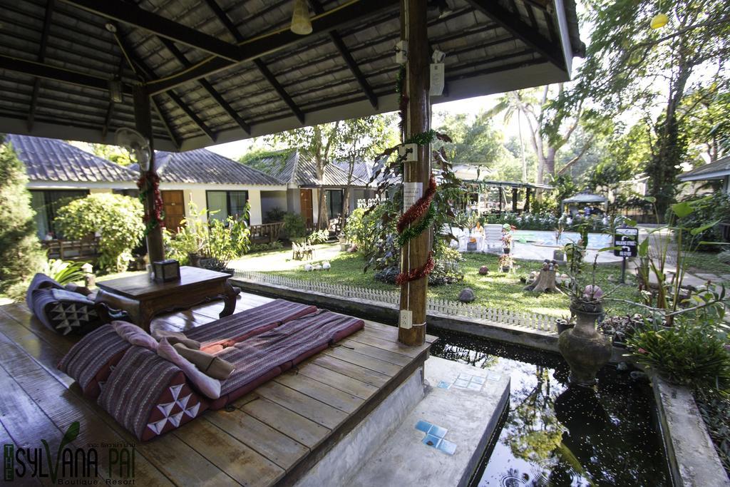 The Sylvana Pai Luaran gambar